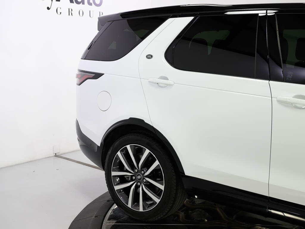 2024 Land Rover Discovery P360 Dynamic SE 3RD Row Pack Comfort Pkg - Photo 28 - Sarasota, FL 34243