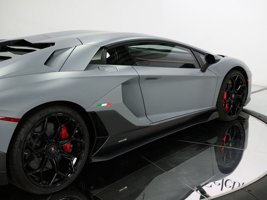 2022 Lamborghini Aventador LP 780-4 Ultimae - Photo 24 - Sarasota, FL 34243
