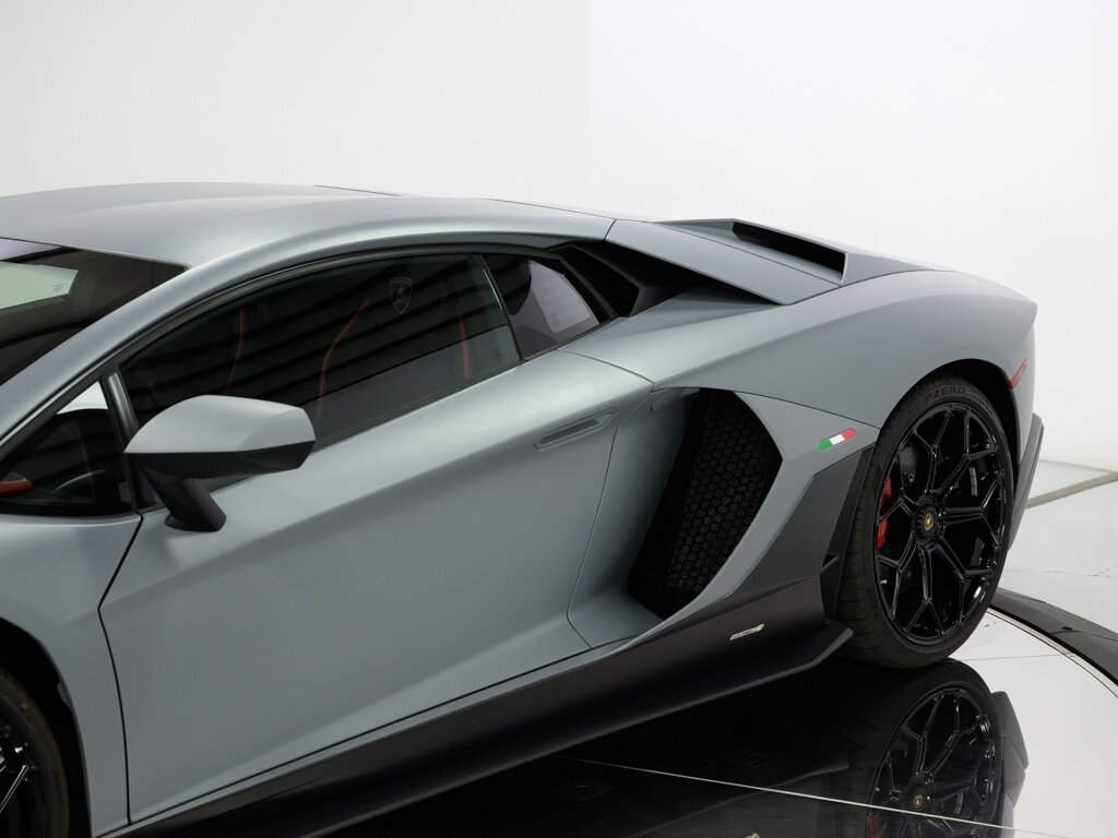 2022 Lamborghini Aventador LP 780-4 Ultimae - Photo 16 - Sarasota, FL 34243