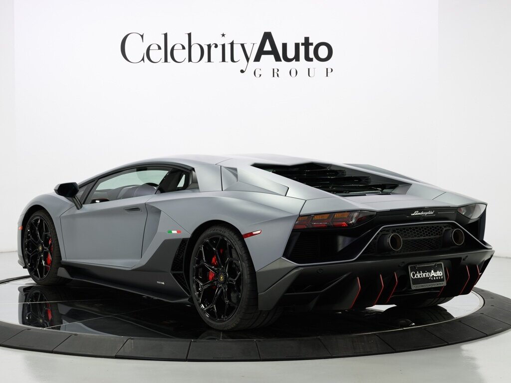2022 Lamborghini Aventador LP 780-4 Ultimae - Photo 5 - Sarasota, FL 34243