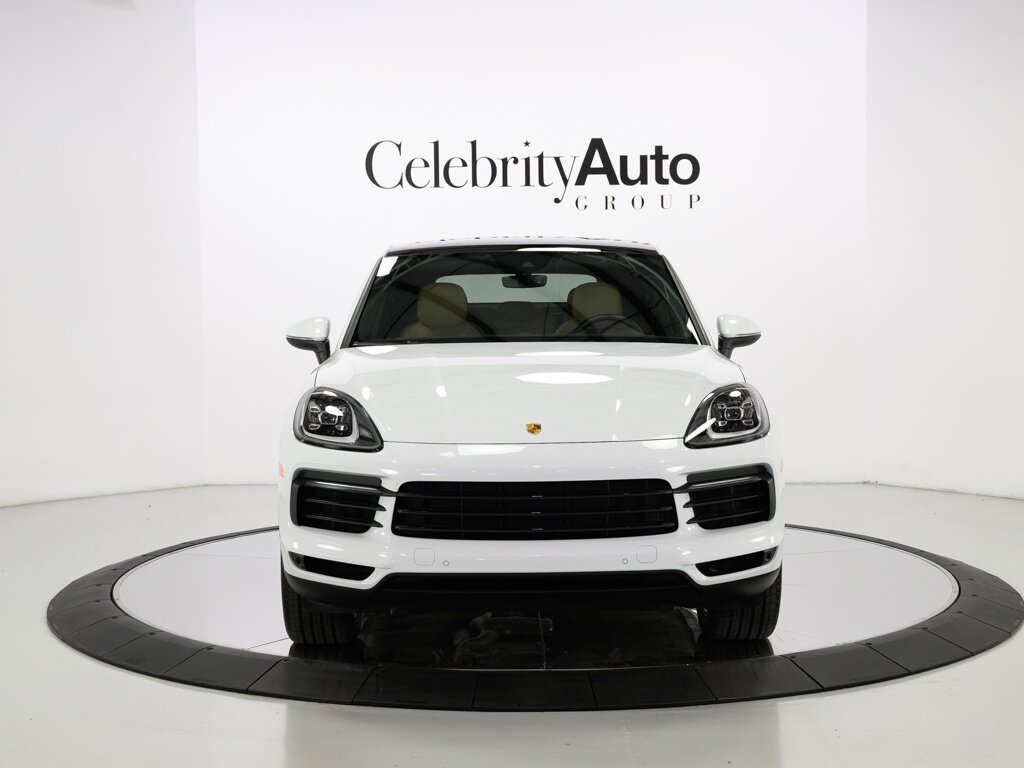2022 Porsche Cayenne Coupe Premium Package 4 Zone Climate Control - Photo 11 - Sarasota, FL 34243