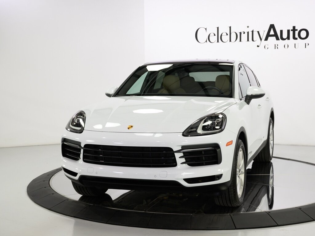2022 Porsche Cayenne Coupe Premium Package 4 Zone Climate Control - Photo 20 - Sarasota, FL 34243