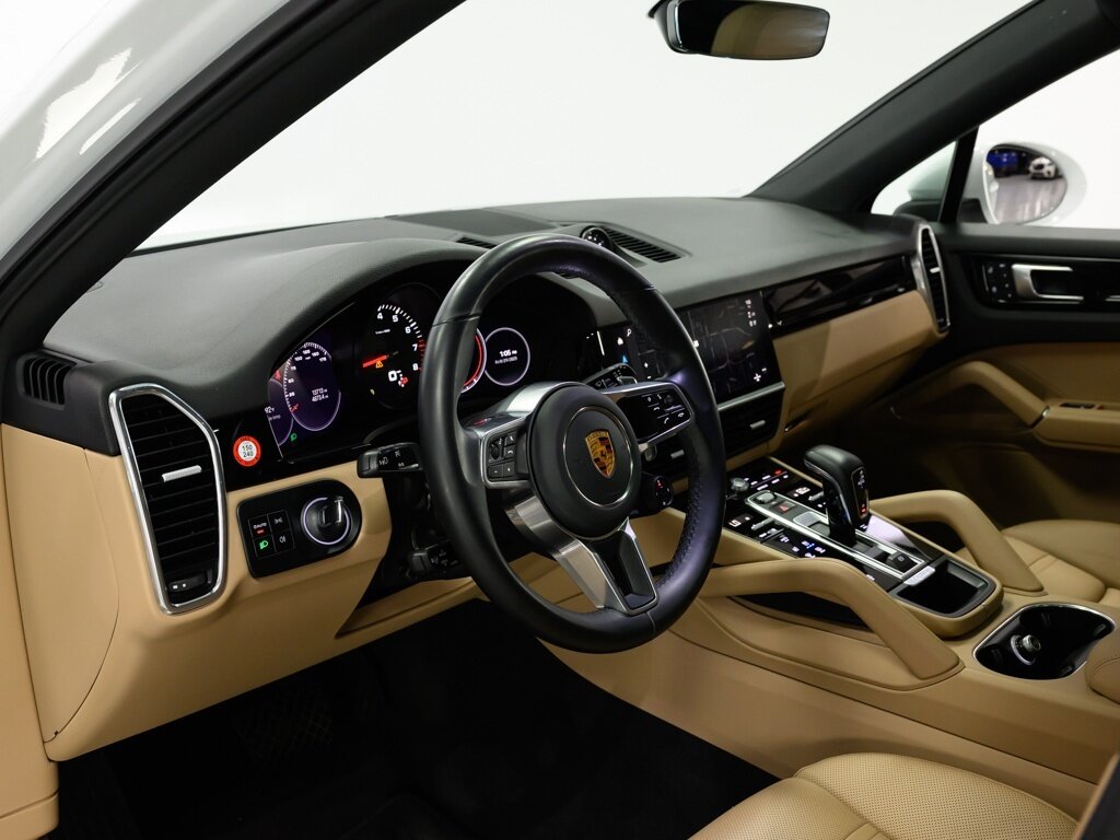 2022 Porsche Cayenne Coupe Premium Package 4 Zone Climate Control - Photo 45 - Sarasota, FL 34243