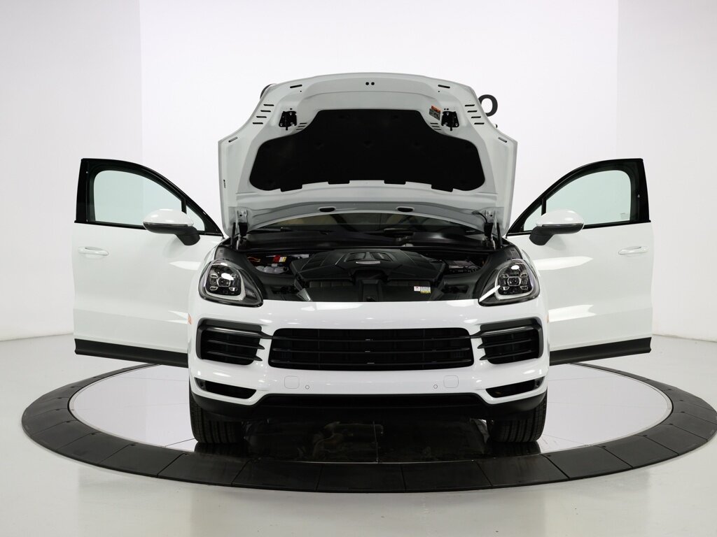 2022 Porsche Cayenne Coupe Premium Package 4 Zone Climate Control - Photo 59 - Sarasota, FL 34243