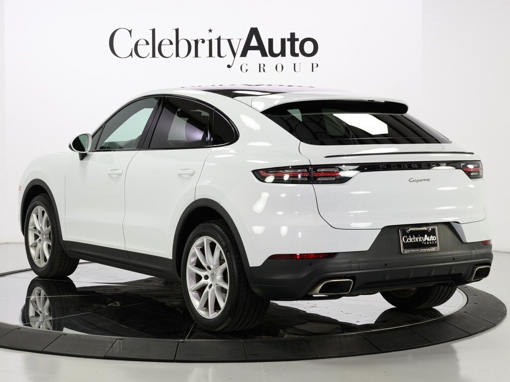 2022 Porsche Cayenne Coupe Premium Package 4 Zone Climate Control - Photo 5 - Sarasota, FL 34243