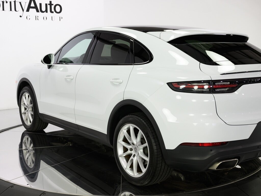 2022 Porsche Cayenne Coupe Premium Package 4 Zone Climate Control - Photo 23 - Sarasota, FL 34243