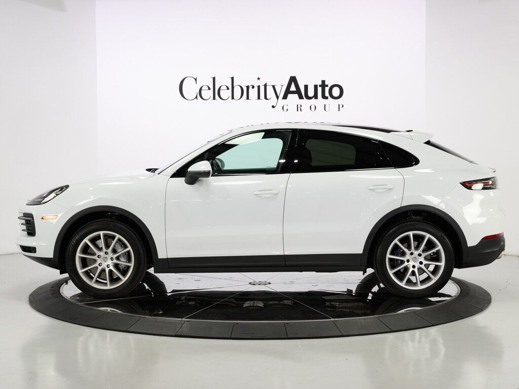 2022 Porsche Cayenne Coupe Premium Package 4 Zone Climate Control - Photo 4 - Sarasota, FL 34243