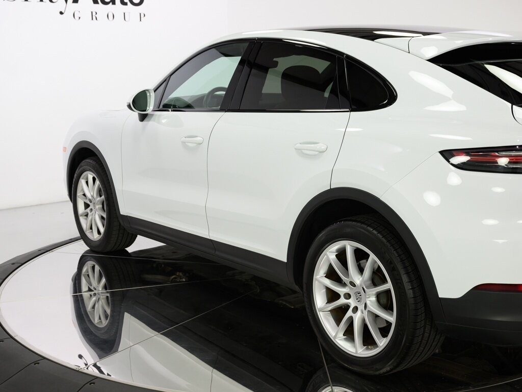 2022 Porsche Cayenne Coupe Premium Package 4 Zone Climate Control - Photo 25 - Sarasota, FL 34243