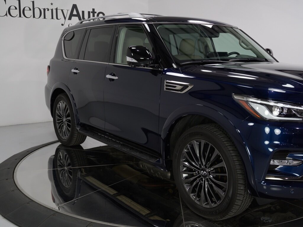 2024 INFINITI QX80 Premium Select 4WD $84K MSRP   - Photo 13 - Sarasota, FL 34243