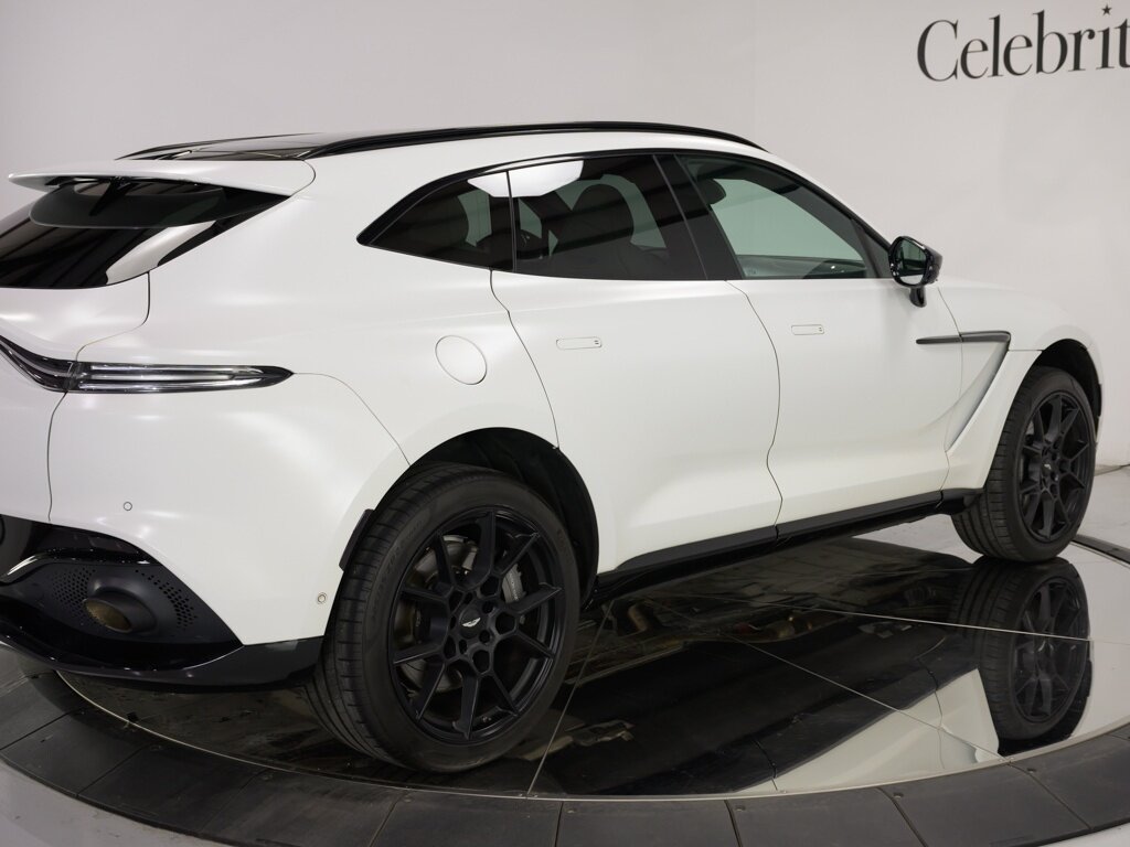 2022 Aston Martin DBX $227K MSRP Satin Paint Finish   - Photo 21 - Sarasota, FL 34243