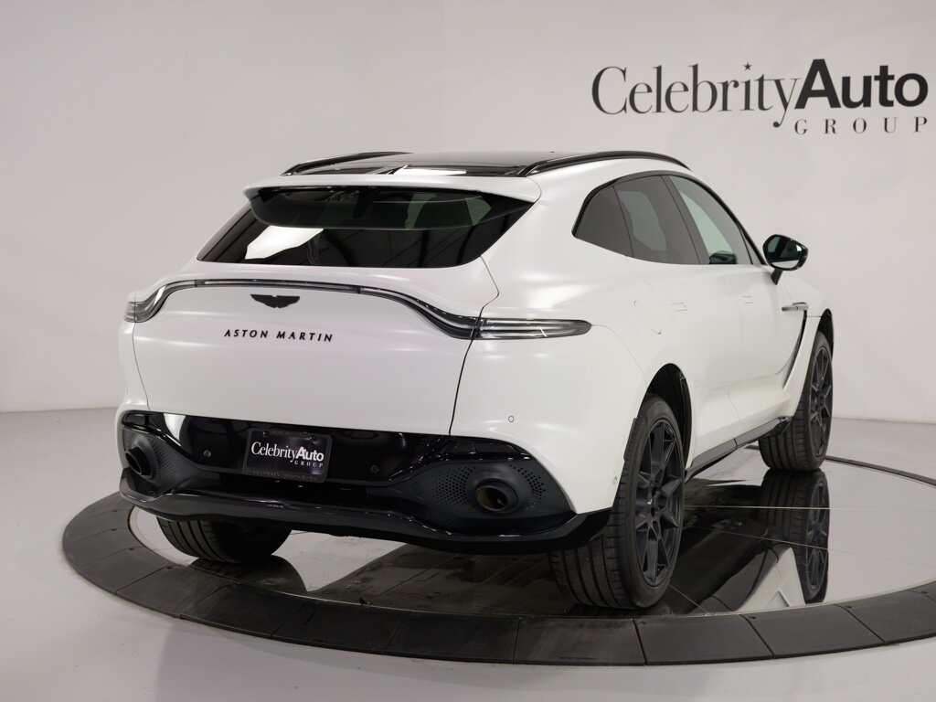 2022 Aston Martin DBX $227K MSRP Satin Paint Finish   - Photo 30 - Sarasota, FL 34243