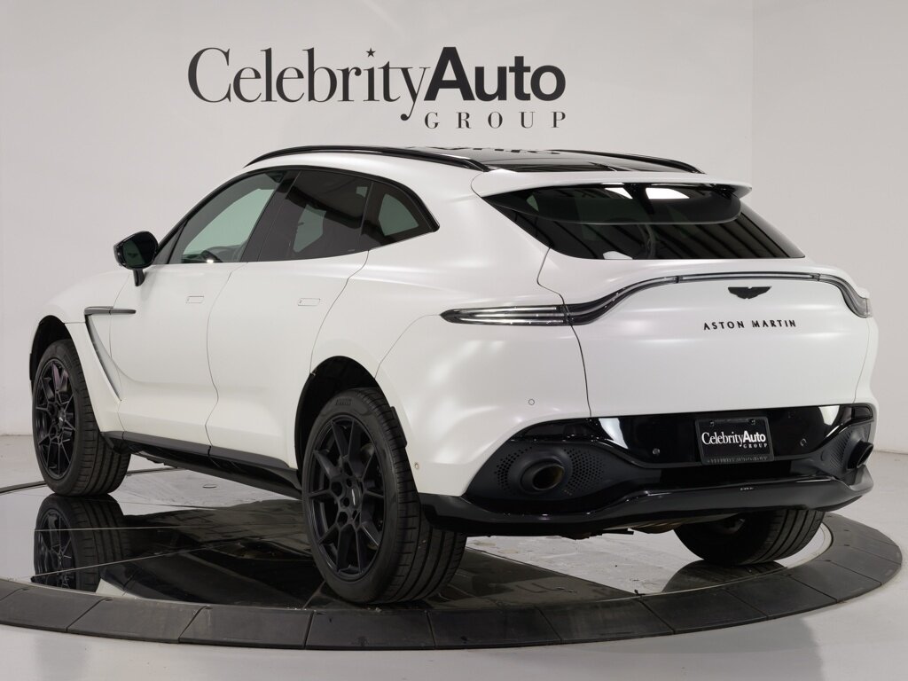 2022 Aston Martin DBX $227K MSRP Satin Paint Finish   - Photo 5 - Sarasota, FL 34243