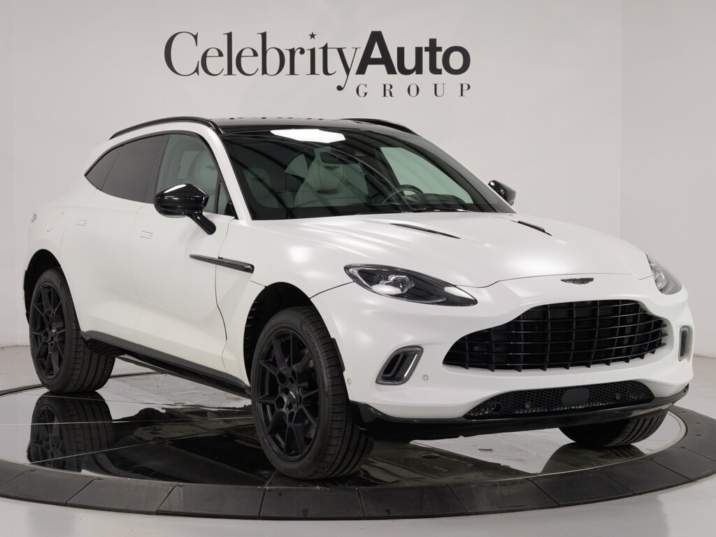 2022 Aston Martin DBX $227K MSRP Satin Paint Finish   - Photo 1 - Sarasota, FL 34243