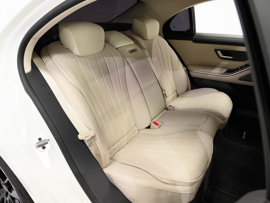 2023 Mercedes-Benz S500 4MATIC $123K MSRP AMG Line Night Pkg   - Photo 44 - Sarasota, FL 34243