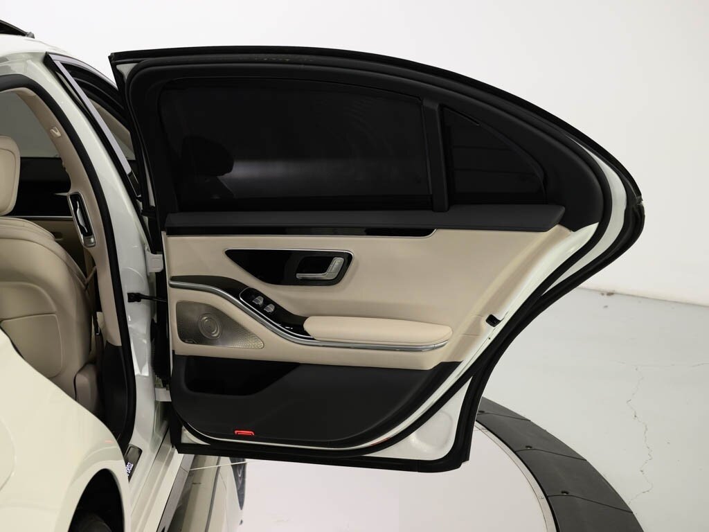 2023 Mercedes-Benz S500 4MATIC $123K MSRP AMG Line Night Pkg   - Photo 41 - Sarasota, FL 34243
