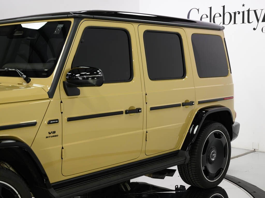 2025 Mercedes-Benz AMG G63 Interior Pkg Plus 22 " Black AMG Wheels   - Photo 16 - Sarasota, FL 34243