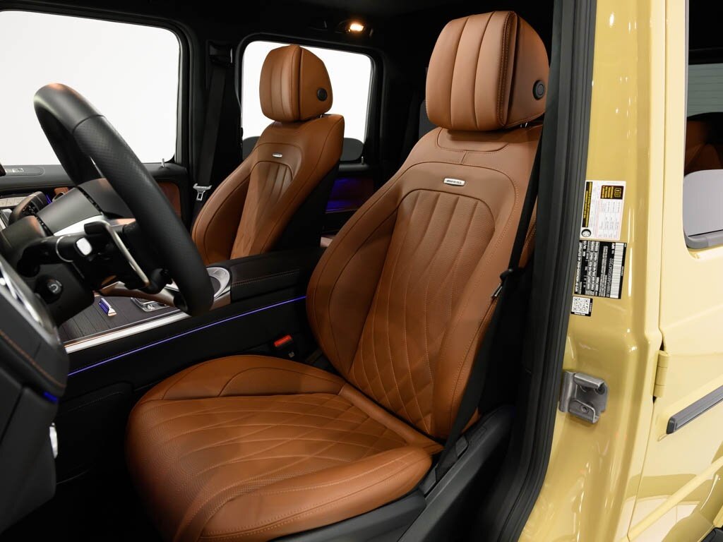 2025 Mercedes-Benz AMG G63 Interior Pkg Plus 22 " Black AMG Wheels   - Photo 42 - Sarasota, FL 34243