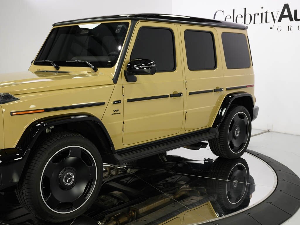 2025 Mercedes-Benz AMG G63 Interior Pkg Plus 22 " Black AMG Wheels   - Photo 14 - Sarasota, FL 34243