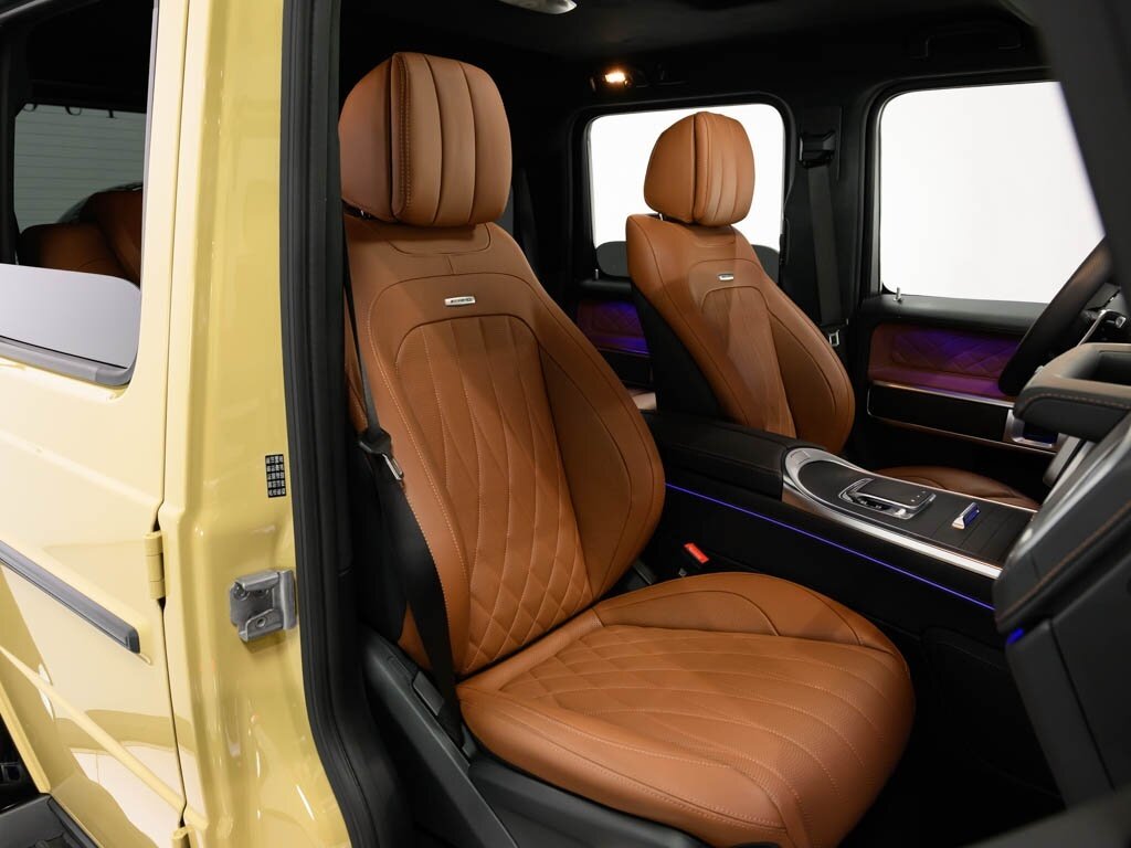 2025 Mercedes-Benz AMG G63 Interior Pkg Plus 22 " Black AMG Wheels   - Photo 43 - Sarasota, FL 34243