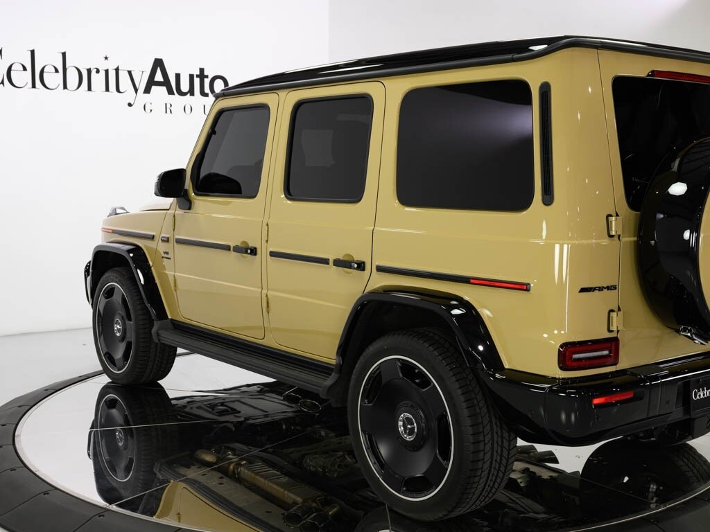 2025 Mercedes-Benz AMG G63 Interior Pkg Plus 22 " Black AMG Wheels   - Photo 23 - Sarasota, FL 34243