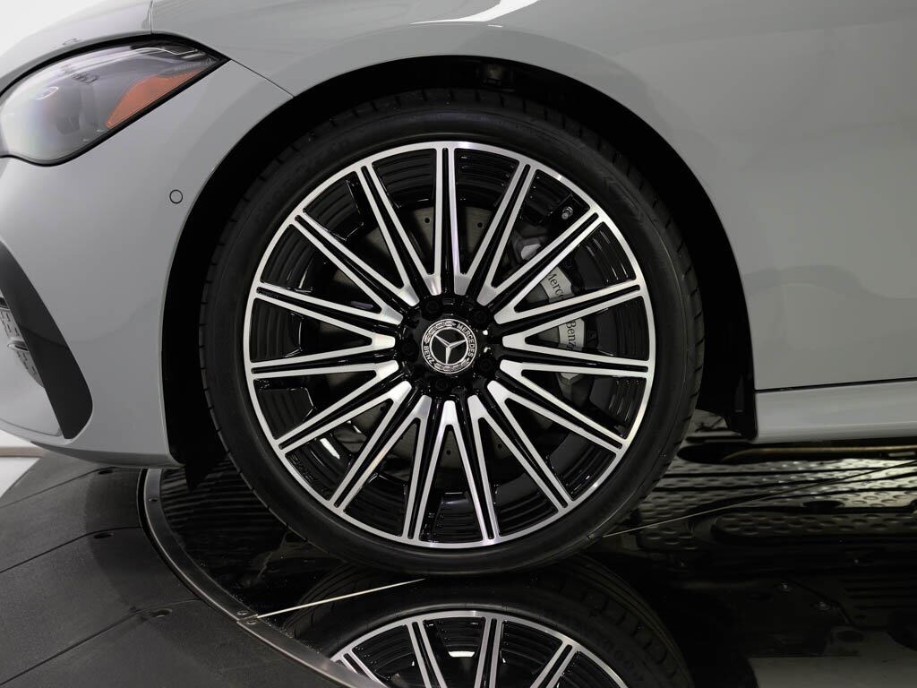 2025 Mercedes-Benz CLE 450 4MATIC $87K MSRP Pinnacle Trim Drivers Assist   - Photo 43 - Sarasota, FL 34243