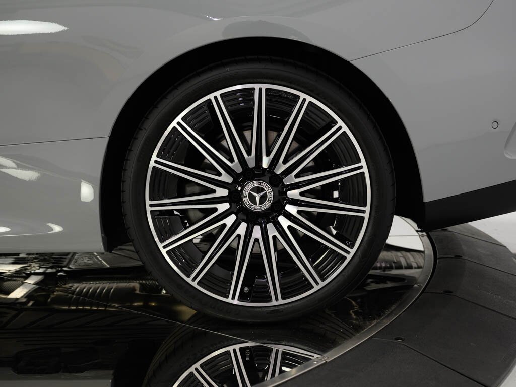2025 Mercedes-Benz CLE 450 4MATIC $87K MSRP Pinnacle Trim Drivers Assist   - Photo 44 - Sarasota, FL 34243