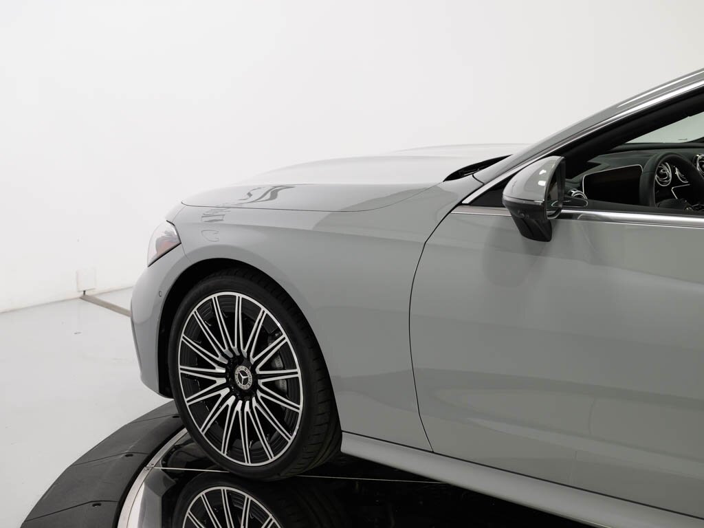 2025 Mercedes-Benz CLE 450 4MATIC $87K MSRP Pinnacle Trim Drivers Assist   - Photo 27 - Sarasota, FL 34243