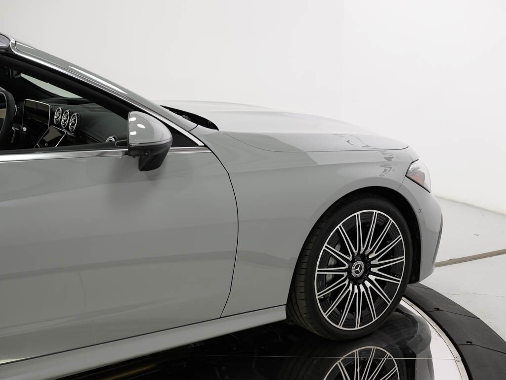 2025 Mercedes-Benz CLE 450 4MATIC $87K MSRP Pinnacle Trim Drivers Assist   - Photo 26 - Sarasota, FL 34243
