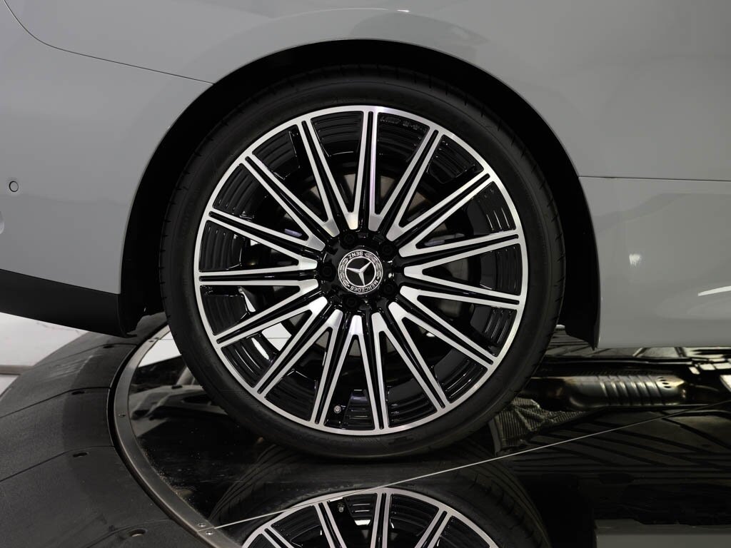 2025 Mercedes-Benz CLE 450 4MATIC $87K MSRP Pinnacle Trim Drivers Assist   - Photo 42 - Sarasota, FL 34243
