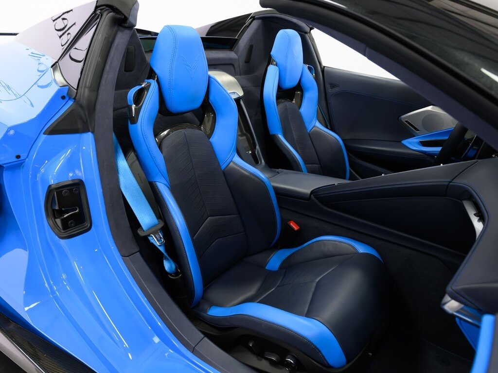 2021 Chevrolet Corvette Stingray Conv 3LT Z51 Performance Pkg   - Photo 48 - Sarasota, FL 34243