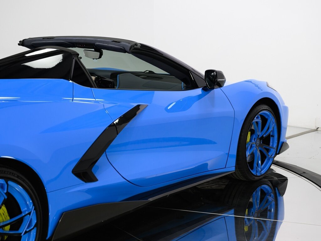 2021 Chevrolet Corvette Stingray Conv 3LT Z51 Performance Pkg   - Photo 35 - Sarasota, FL 34243