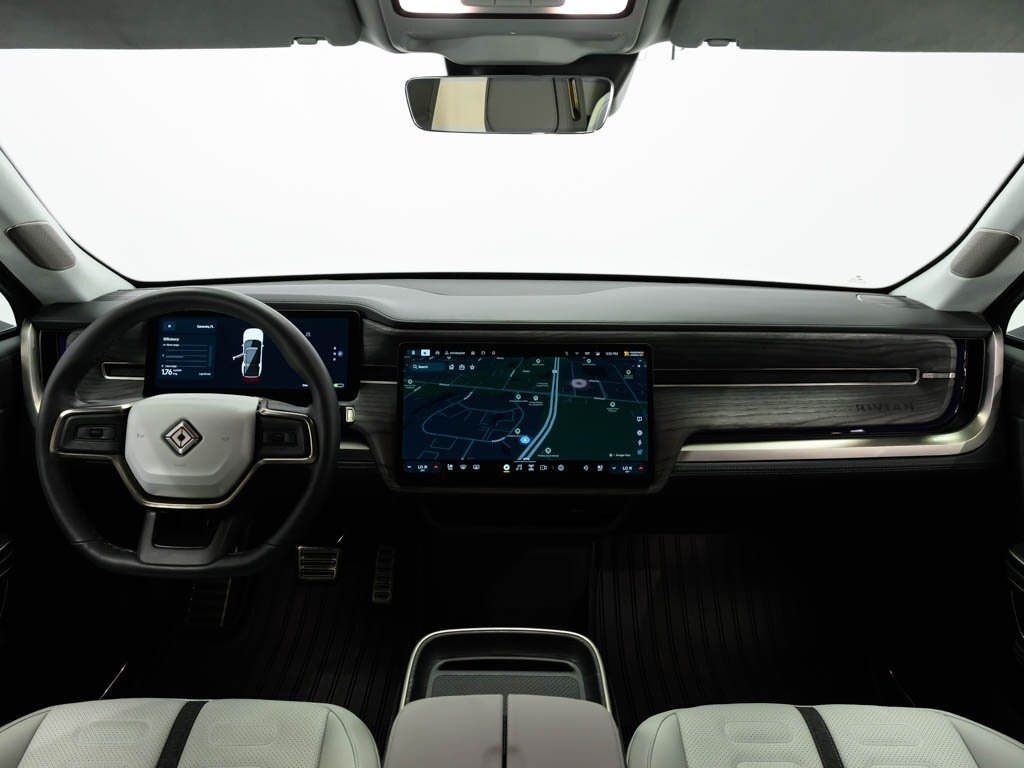 2023 Rivian R1S Launch Edition Quad Motor AWD Large Pack Battery - Photo 57 - Sarasota, FL 34243