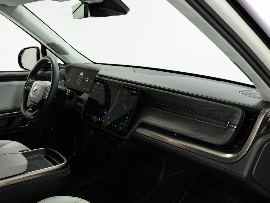 2023 Rivian R1S Launch Edition Quad Motor AWD Large Pack Battery - Photo 58 - Sarasota, FL 34243