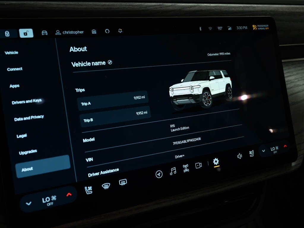 2023 Rivian R1S Launch Edition Quad Motor AWD Large Pack Battery - Photo 56 - Sarasota, FL 34243