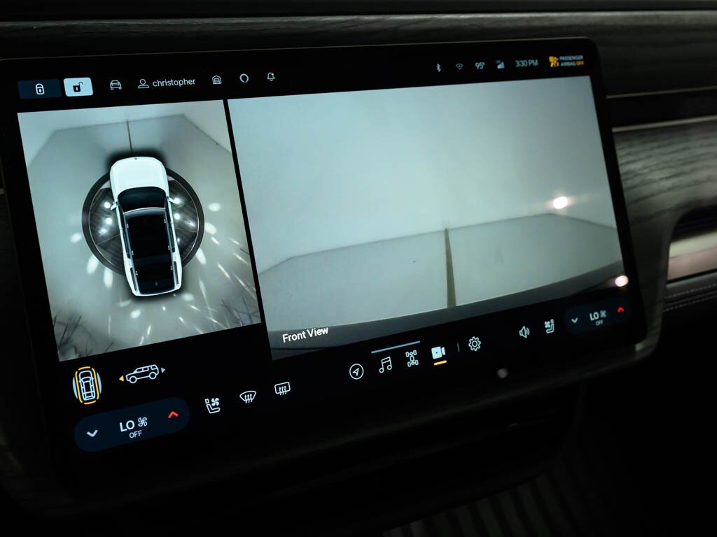 2023 Rivian R1S Launch Edition Quad Motor AWD Large Pack Battery - Photo 53 - Sarasota, FL 34243