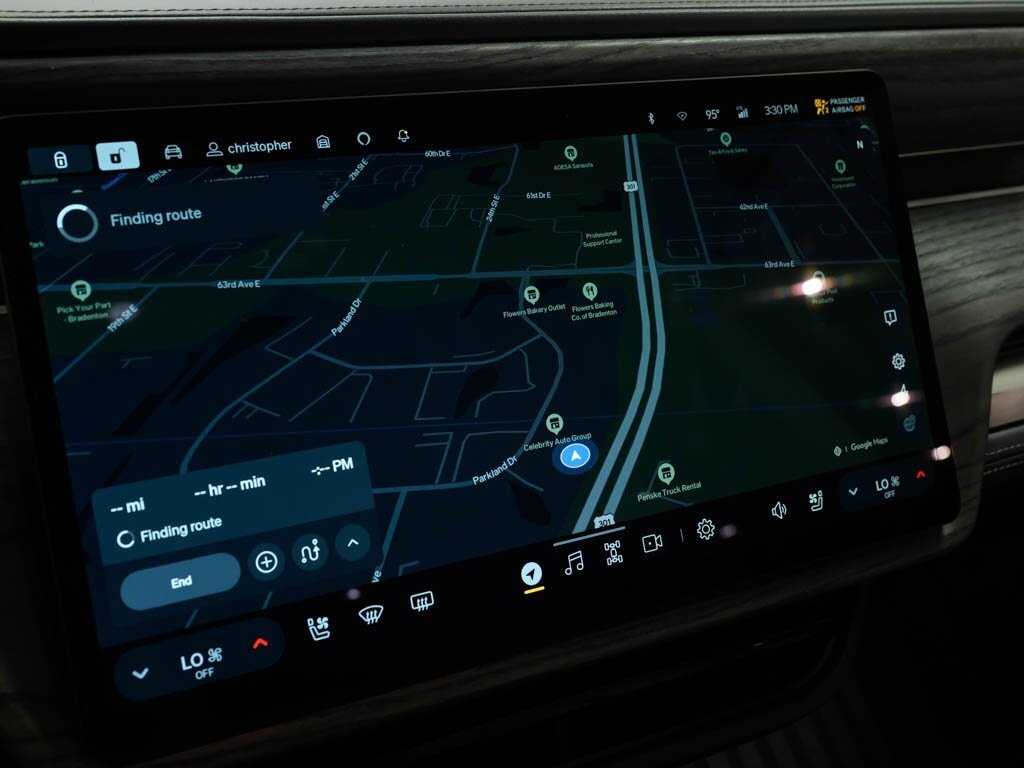 2023 Rivian R1S Launch Edition Quad Motor AWD Large Pack Battery - Photo 52 - Sarasota, FL 34243