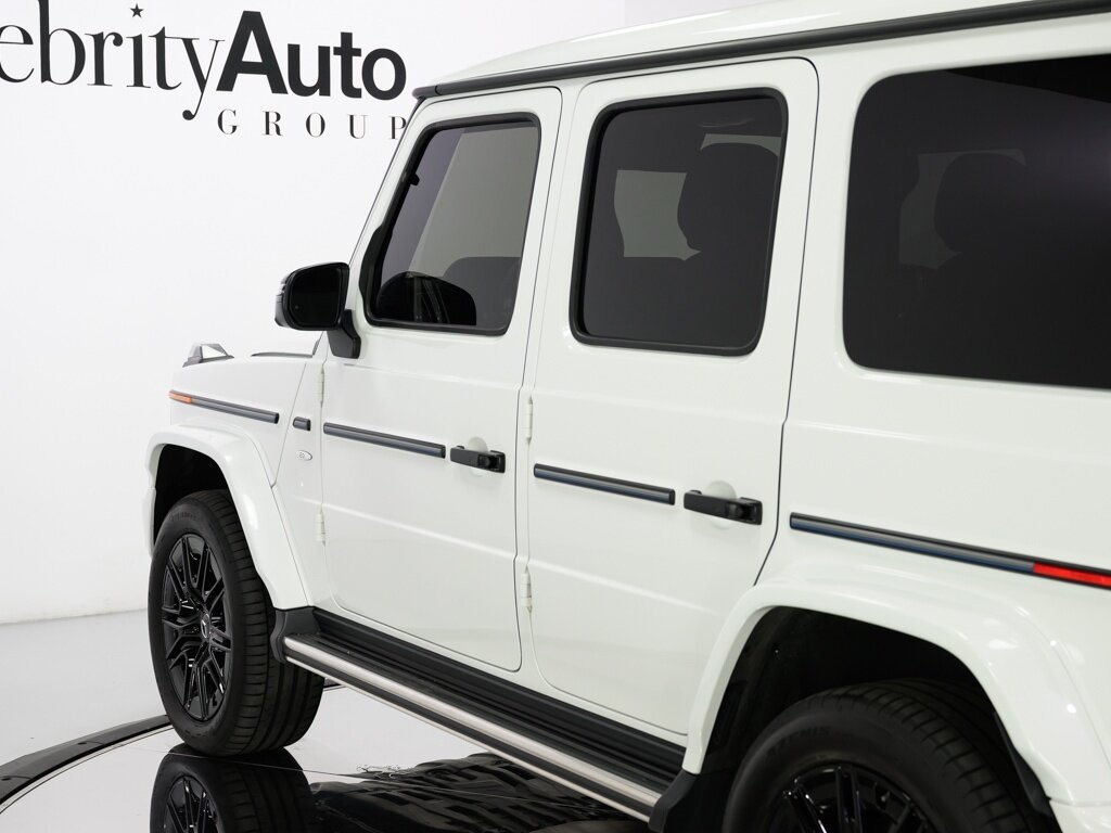 2025 Mercedes-Benz G580 Edition 1 with EQ Technology $182K MSRP - Photo 27 - Sarasota, FL 34243