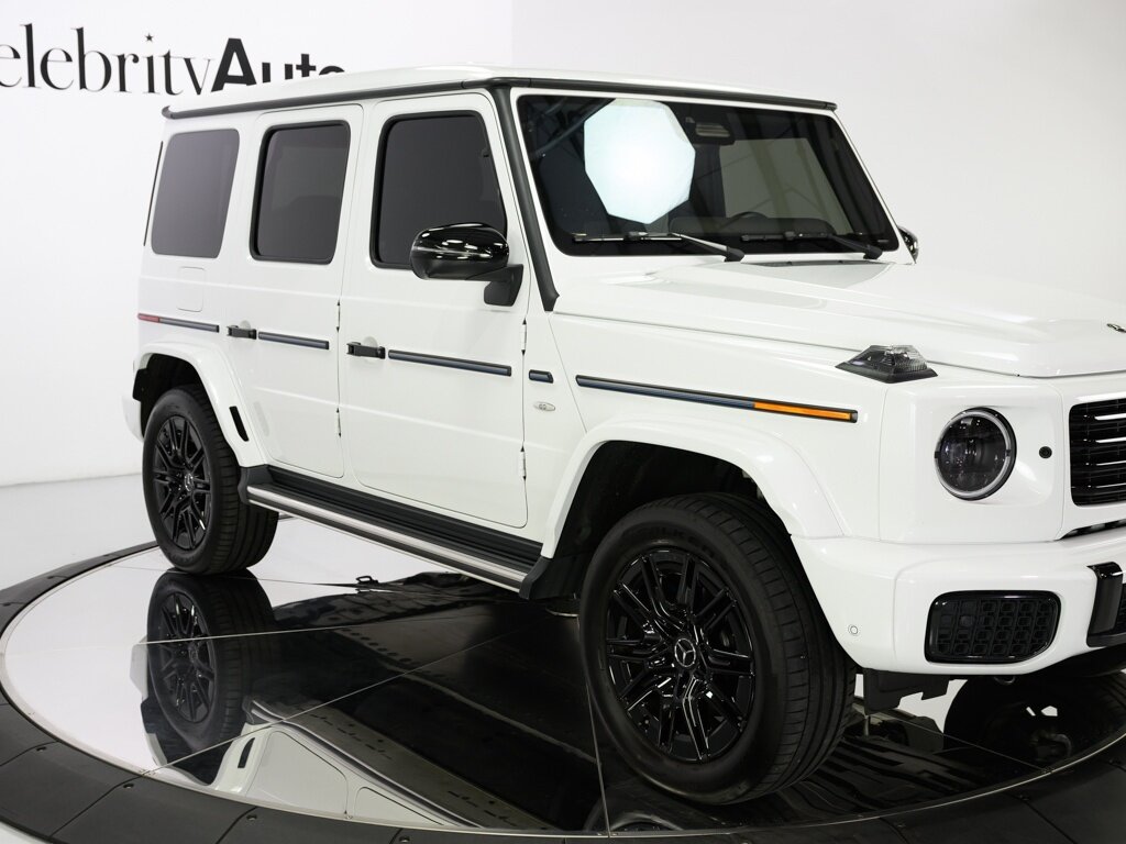 2025 Mercedes-Benz G580 Edition 1 with EQ Technology $182K MSRP - Photo 10 - Sarasota, FL 34243