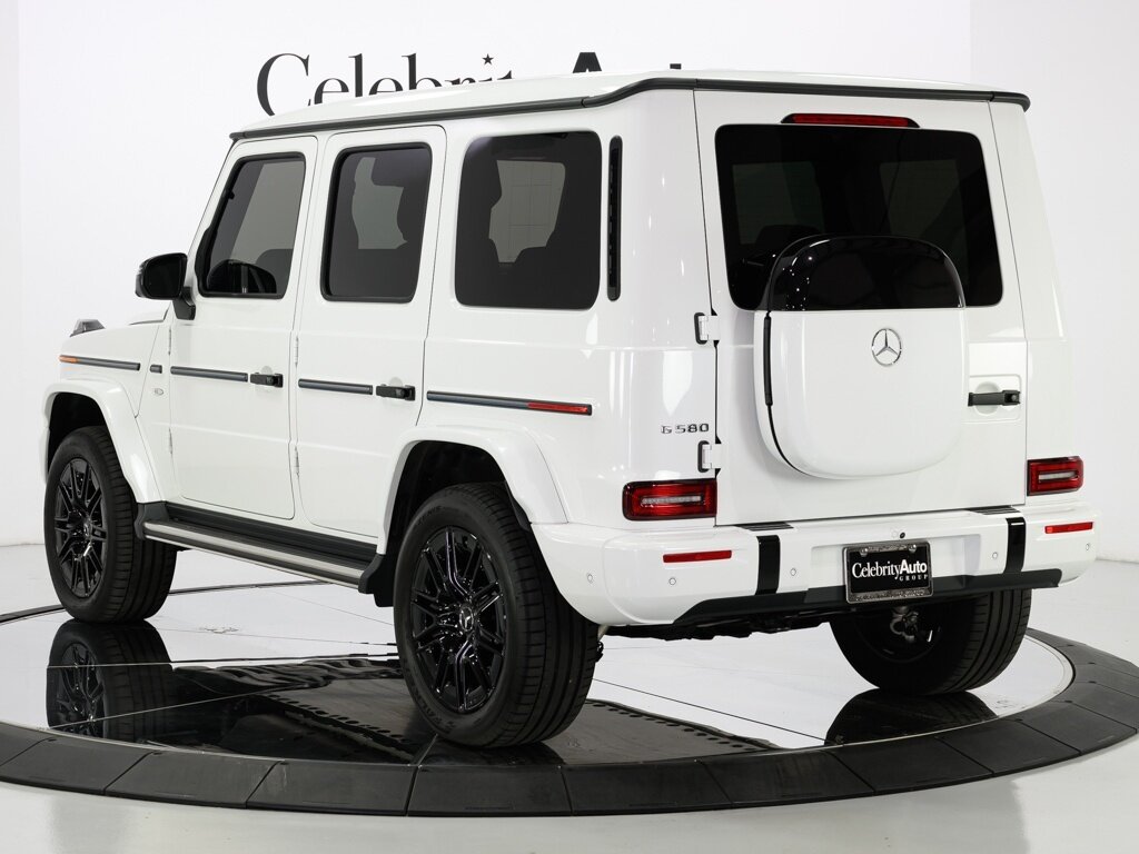 2025 Mercedes-Benz G580 Edition 1 with EQ Technology $182K MSRP - Photo 5 - Sarasota, FL 34243