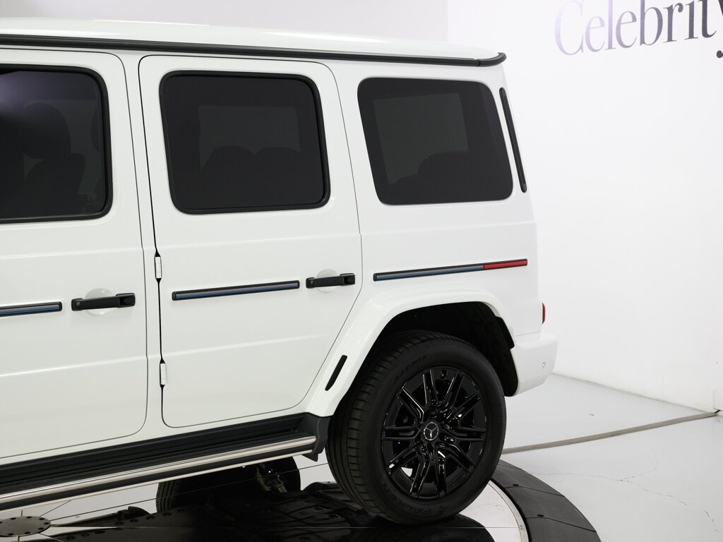 2025 Mercedes-Benz G580 Edition 1 with EQ Technology $182K MSRP - Photo 29 - Sarasota, FL 34243