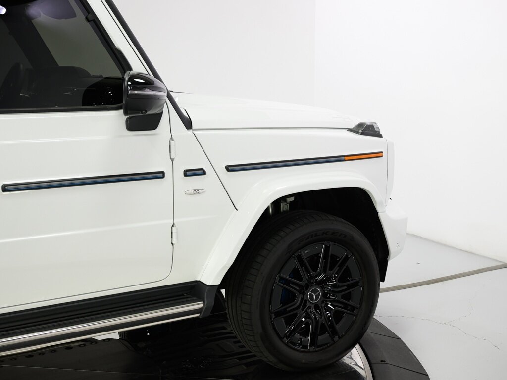 2025 Mercedes-Benz G580 Edition 1 with EQ Technology $182K MSRP - Photo 17 - Sarasota, FL 34243