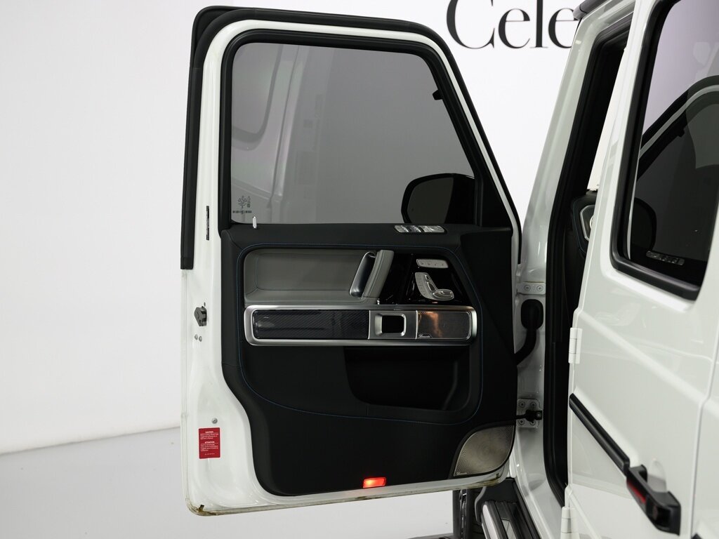 2025 Mercedes-Benz G580 Edition 1 with EQ Technology $182K MSRP - Photo 38 - Sarasota, FL 34243