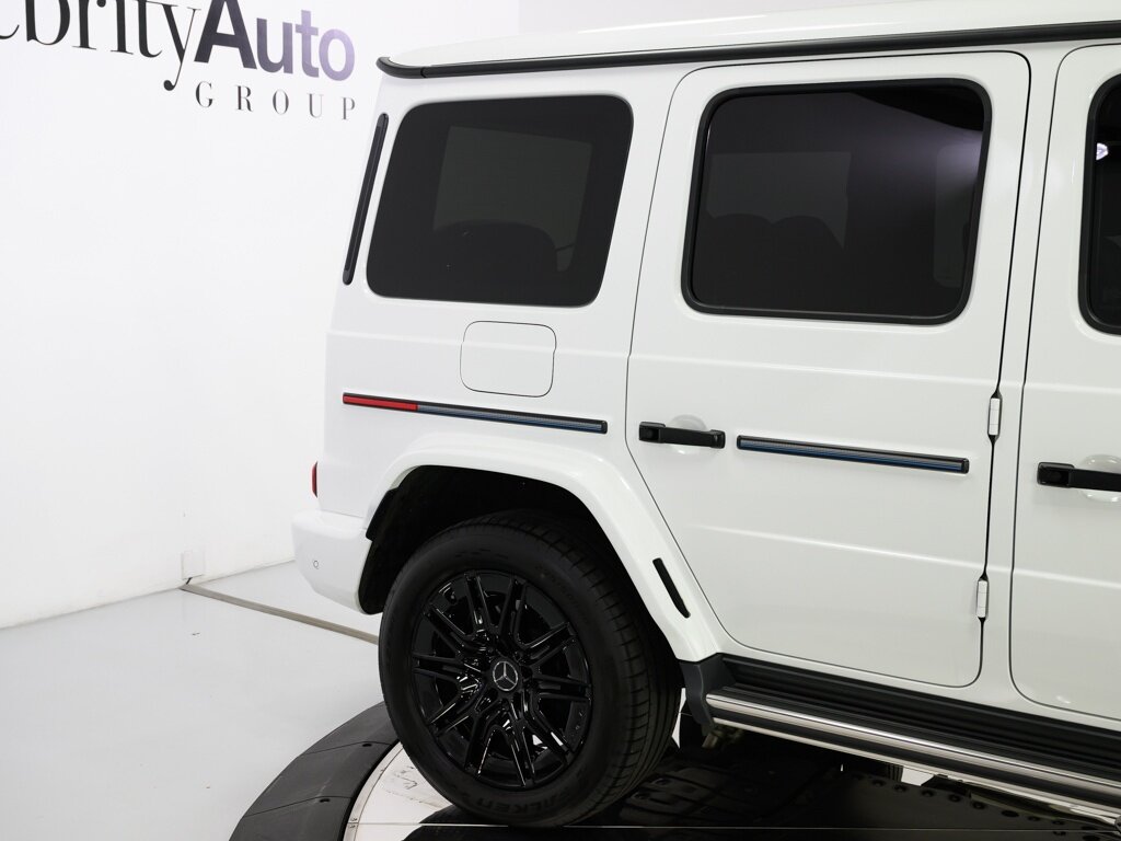 2025 Mercedes-Benz G580 Edition 1 with EQ Technology $182K MSRP - Photo 28 - Sarasota, FL 34243