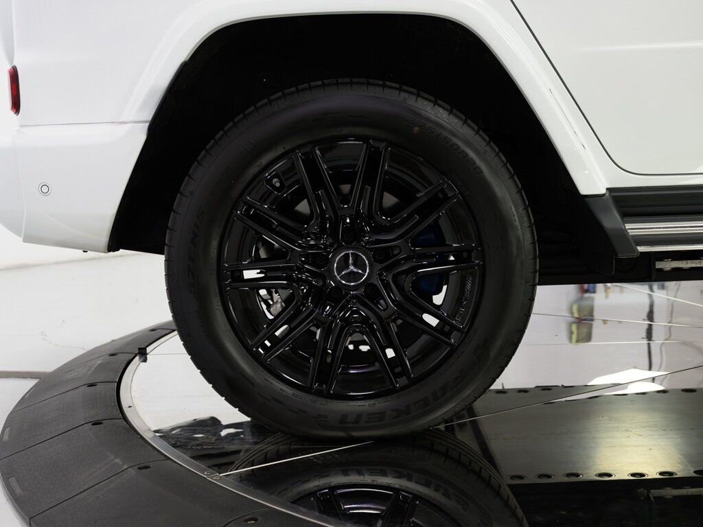 2025 Mercedes-Benz G580 Edition 1 with EQ Technology $182K MSRP - Photo 35 - Sarasota, FL 34243