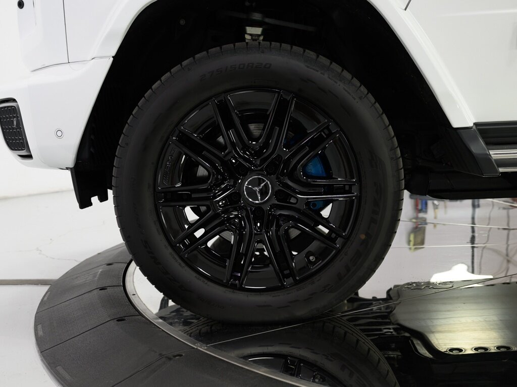2025 Mercedes-Benz G580 Edition 1 with EQ Technology $182K MSRP - Photo 36 - Sarasota, FL 34243