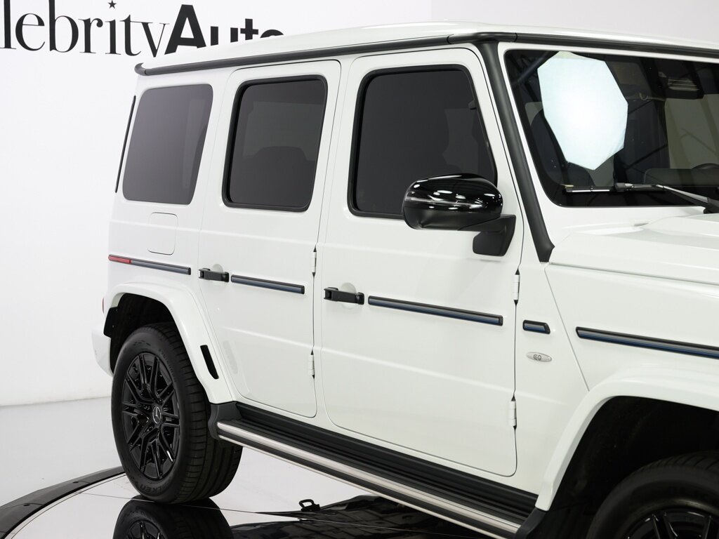2025 Mercedes-Benz G580 Edition 1 with EQ Technology $182K MSRP - Photo 15 - Sarasota, FL 34243