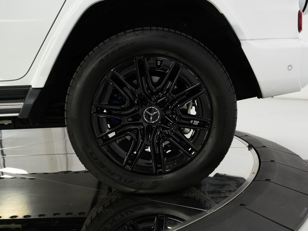 2025 Mercedes-Benz G580 Edition 1 with EQ Technology $182K MSRP - Photo 37 - Sarasota, FL 34243