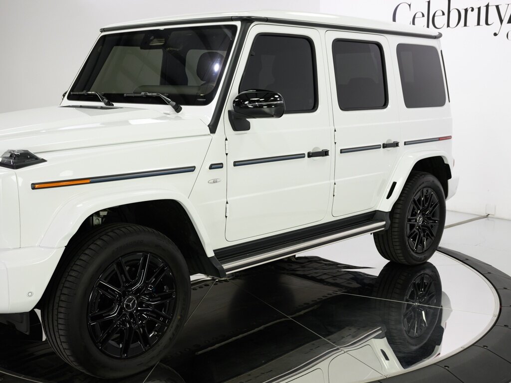2025 Mercedes-Benz G580 Edition 1 with EQ Technology $182K MSRP - Photo 14 - Sarasota, FL 34243