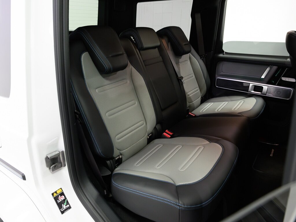 2025 Mercedes-Benz G580 Edition 1 with EQ Technology $182K MSRP - Photo 44 - Sarasota, FL 34243