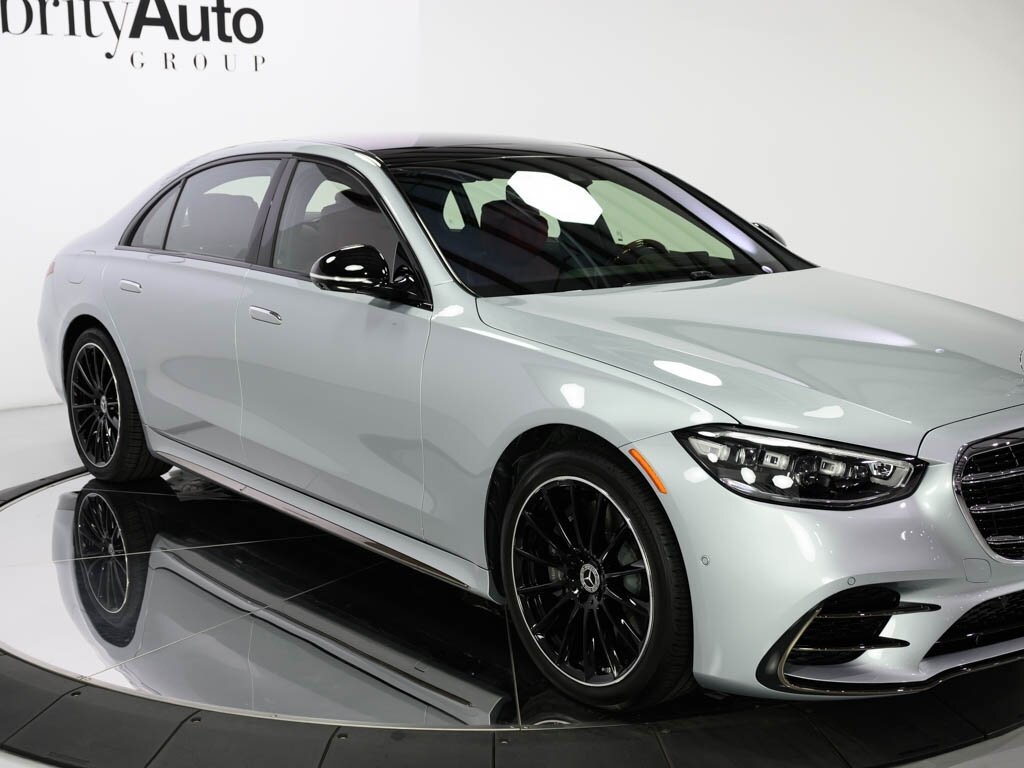 2025 Mercedes-Benz S580 4MATIC $144K MSRP Amg Line Night Pkg   - Photo 10 - Sarasota, FL 34243